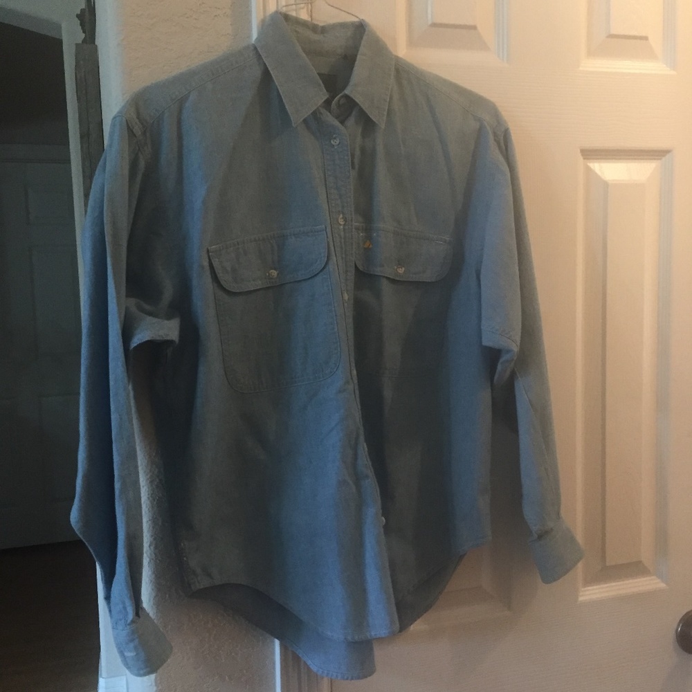 Lizwear long sleeve button down denim shirt S